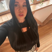 Anna_Le