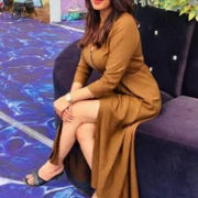 Desii_Couple69