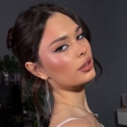 Mia_Nixon_