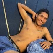 Aaron_cum18