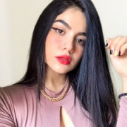 davika-lee