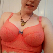 Nikki_breeze