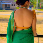 Desi_maisa130