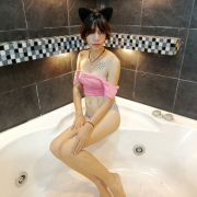 Lily_Cotton