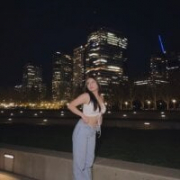 Olivia-200