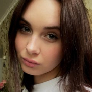 CANDY-LIPS-GIRL