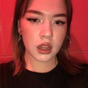 Sweetredhead