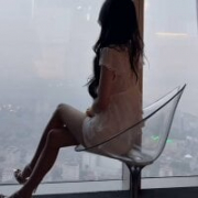 Crystal_Lea