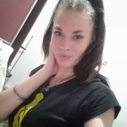 Hillary_Nora