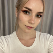 Kristi_bae