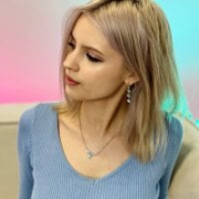 LeonaStane