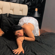 MissLaury_sexygirl