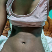tight_boobs9