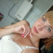 Alinabomba01