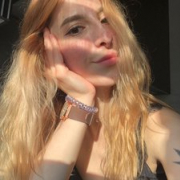 NaomiCumz