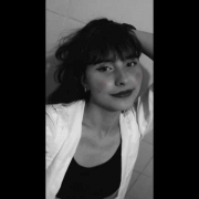 Skarlet_tay