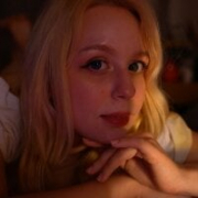 olivia_midol_