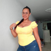 Emma_Botoms