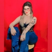 Laura-Sexy-Hot-Latin