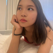 Yumi_Shy