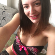 Lara_Assjuicy