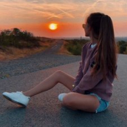 Marilinn-Hot
