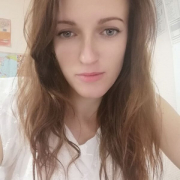 Anika_Hot