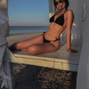 Dini_kiss1
