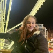 Elina_Li
