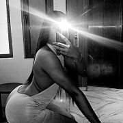 Lauracachonda19