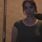 maggie_red