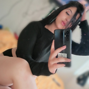 Mia_honey1980