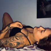Zoe-Santos
