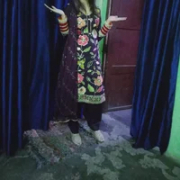 hot_avni