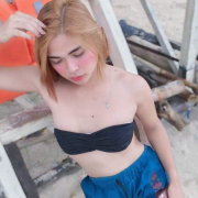 Bombshell_Ashy