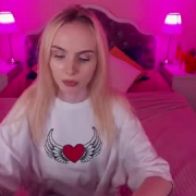 lisa_blond