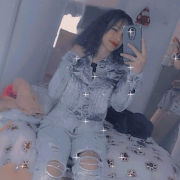 arianaa_jones