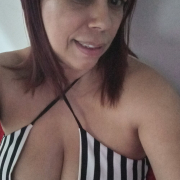 Rihanna_boobs