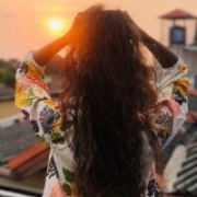 Elina4253