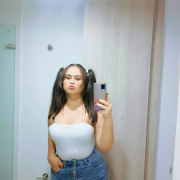 MiaEvans_23