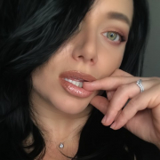 Seductresss