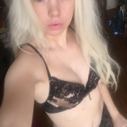 naomicourtney