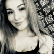 Kate_Foxx
