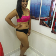 katie_leon