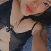 CharlotteWhiite_