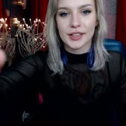 queenelizaxxx