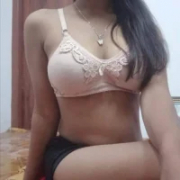 Naila00