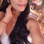 Molly-cutte1