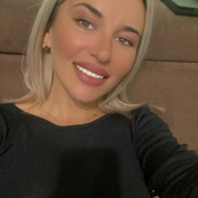 PeachyBlonde1
