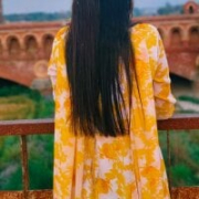 Reena_2322